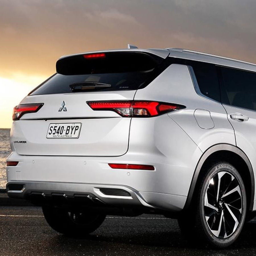 mitsubishi_outlander_4