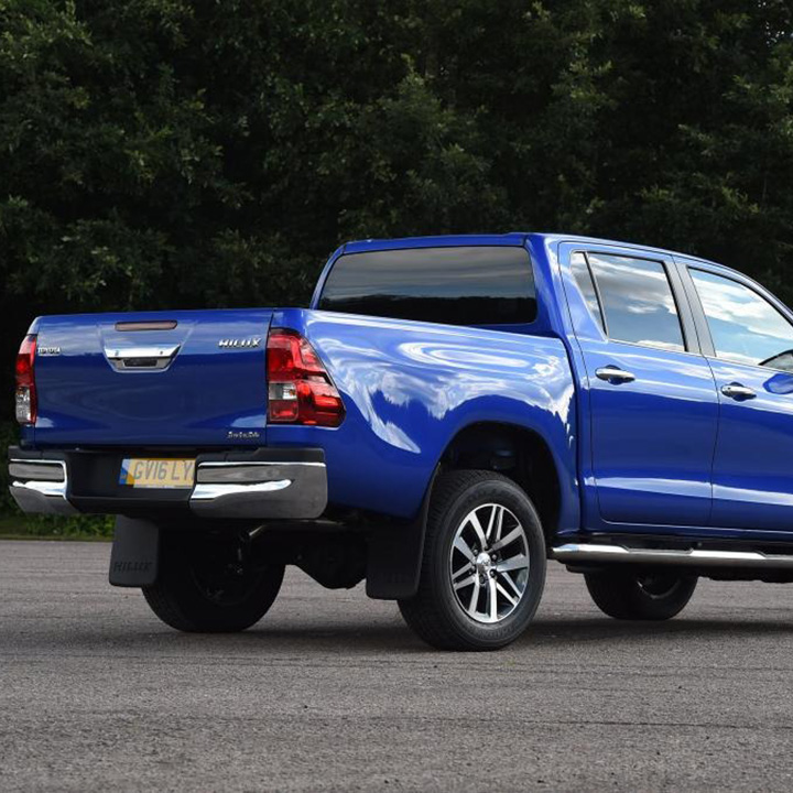 toyota-hilux-3